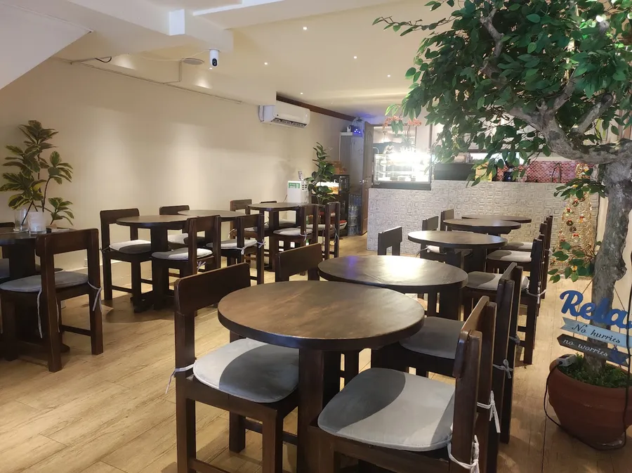 Beselu Cafe in Poblacion